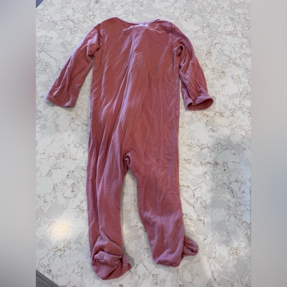 Carter’s 9M - double zipper - Cozy Pink Kids One Piece - Picture 2 of 8